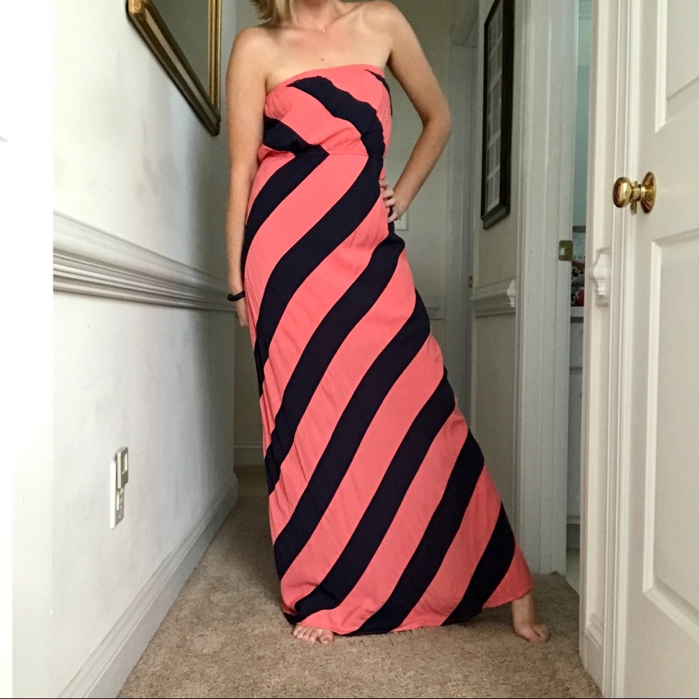 Strapless Pink & Navy Maxi Dress w Chevron Stripes